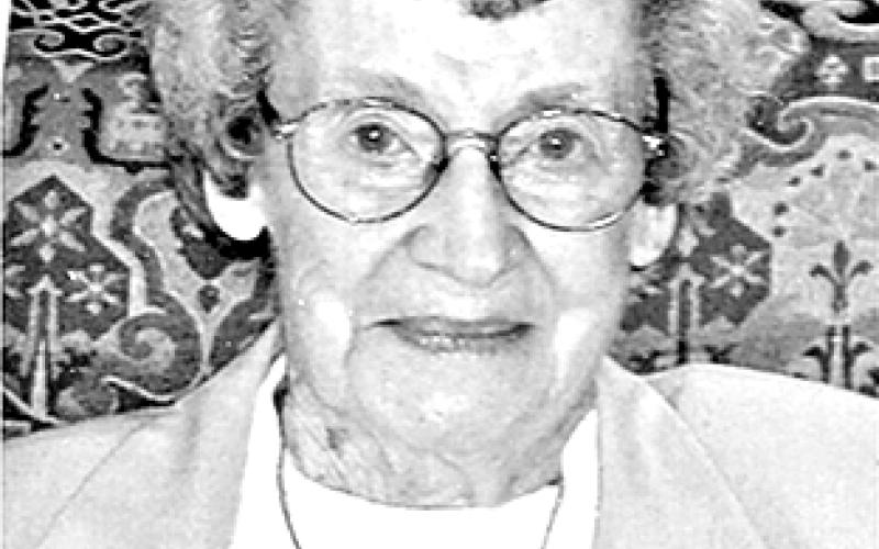 Maybelle Sharp Sandy