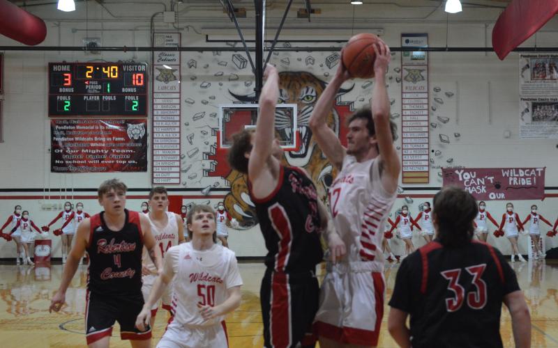 Noah Barnard attacks the basket. Photo by Sam McClanahan