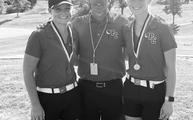 Barlow &amp; Wright qualify for state golf tournament