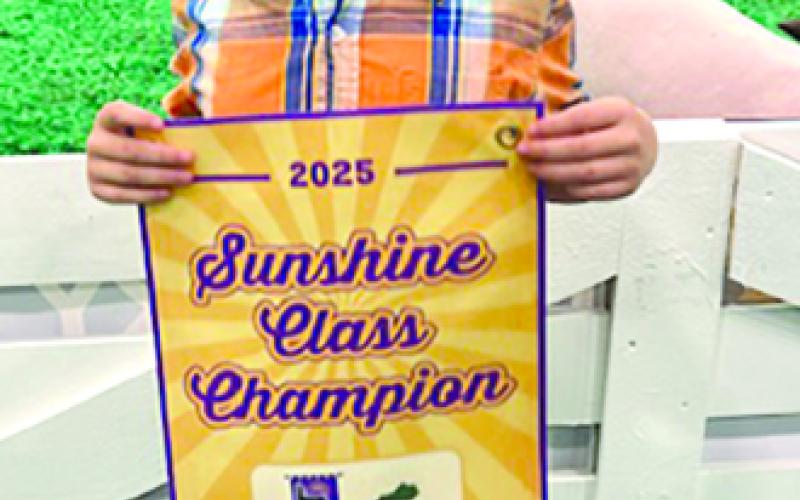 Reed Turner took a Sunshine Class championship.