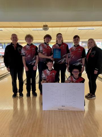 Front from left: Braden Brann, Karson Enzweiler; back, Ronnie Hutchison Kyan Brewer, Koby Brewer, Leroy Bryant, Bradley Brann, Amber Brewer, winner of the team challenge at Covington Catholic.