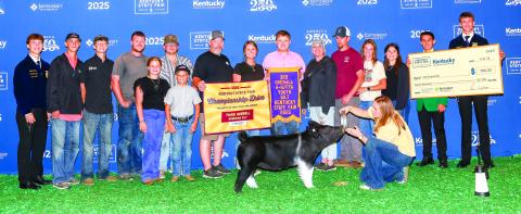 Carson Crouch had a great showing at the Kentucky State Fair, winning Champion Lightweight Cross Gilt, Reserve Grand Champion Chester White Breeding gilt and KY Proud Champion Chester in the 4-H show; third overall Breeding Gilt and Reserve Grand Hampshire Market Barrow in the 4-H show; and Grand Hampshire Market Barrow in the Open Show.