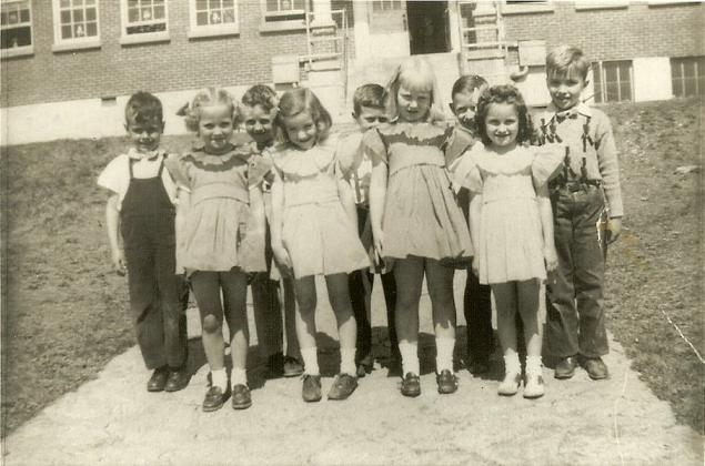 Jeanna Carr's second grade students, 1948-49:  Girls- Joy Whaley Antrobus, Judy Klaber Redden,  Neva Lee Cummins, Darlene Adams;  Boys- Ronnie Wolfe, unknown, Ronnie Mann,  unknown, Larry Webb.