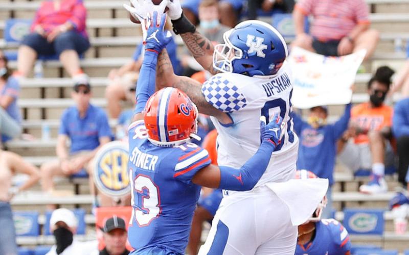 Keaton Upshaw hauls in a touchdown pass in the first half of a 34-10 loss to Florida Saturday in Gainesville. (SEC Photo)