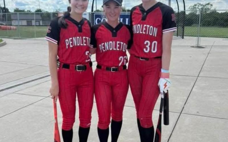 Representing the team were (left to right) Kinly Cooper, Jessa Gerhardstein and Hannah Spaulding. Photo courtesy of Jodi Manning.