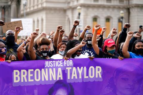 (AP Photo/Darron Cummings)
